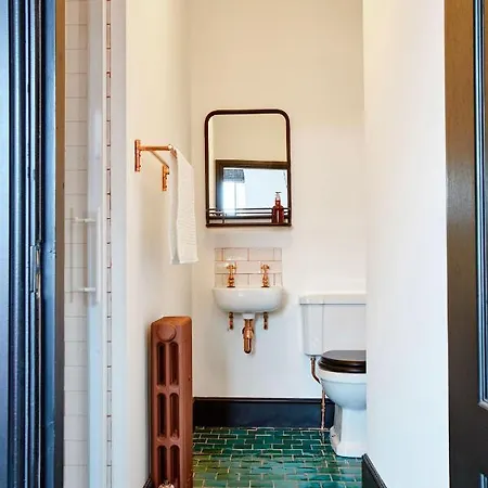 Guest house Jet Black Jewel