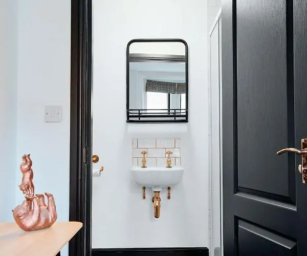 Guest house Jet Black Jewel Whitby